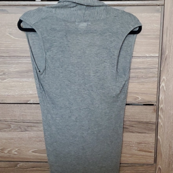Gray Body Con Vest - Picture 3 of 3